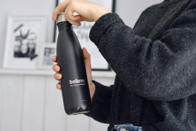 Isolierflasche "Believe: All things are possible" - schwarz